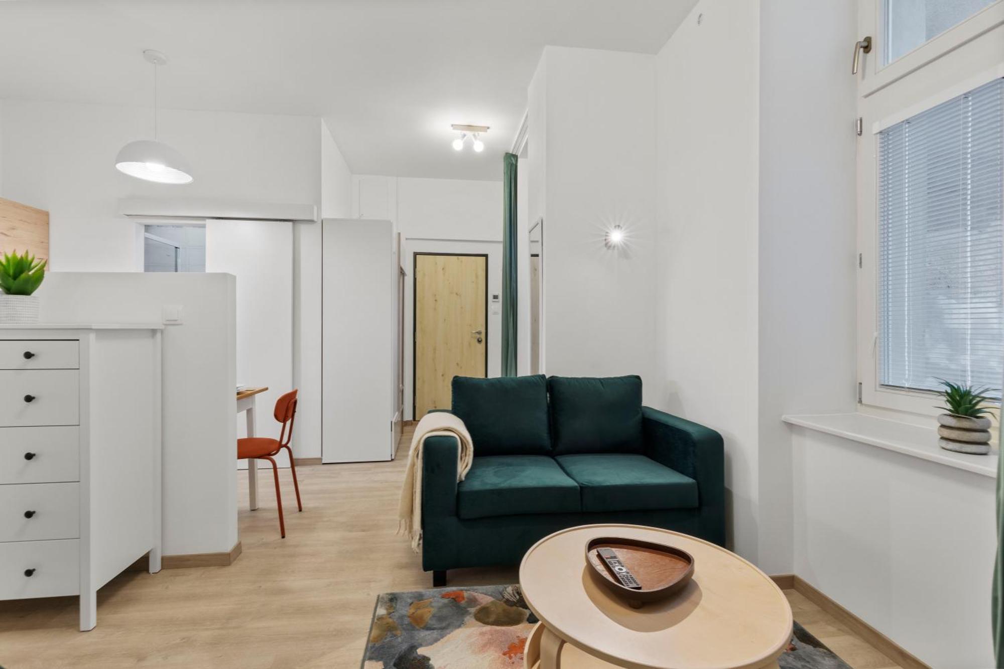 Garden Haven Studio In Old Town Братислава Экстерьер фото